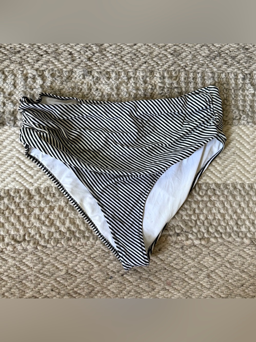 Cupshe Black & White diagonal Striped High Waist Bikini Bottom XXL ruched sides